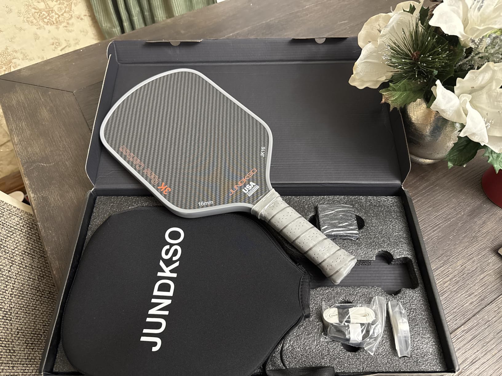 Professional T700 Carbon Fiber Pickleball Paddle 3K Raw Carbon customer photo 2