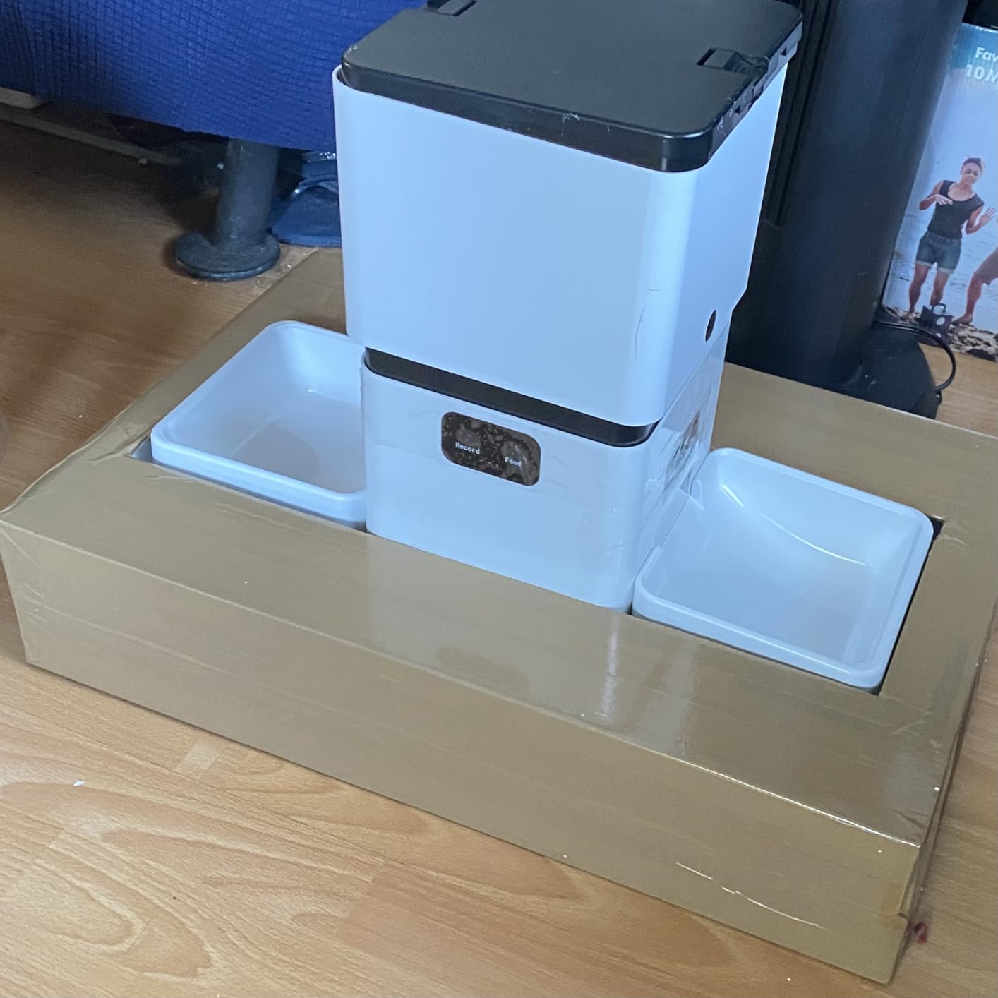 Yakry Automatic Cat Feeder for 2 Cats - Two HD Cameras Easy Setup 5GHz Stable WiFi Dog Food Dispenser with HD Night Vision - 8L Pet Feeder with Dual Bowls for Multi-Cat & Small Dogs Indoor customer photo 2