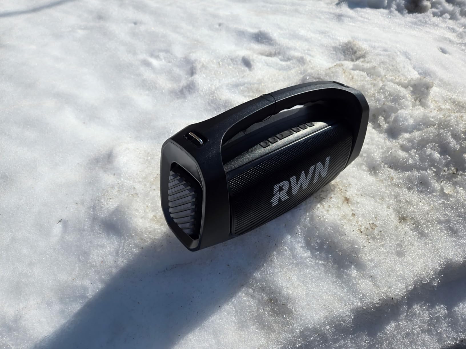RWN Outdoor Bluetooth Speaker: 160W Loud Sound, IP67 Waterproof with 24H Playtime, Fast Charge, Bass, TWS, Portable Wireless Speakers with Light Show for House, Party, Beach (Black) customer photo 2