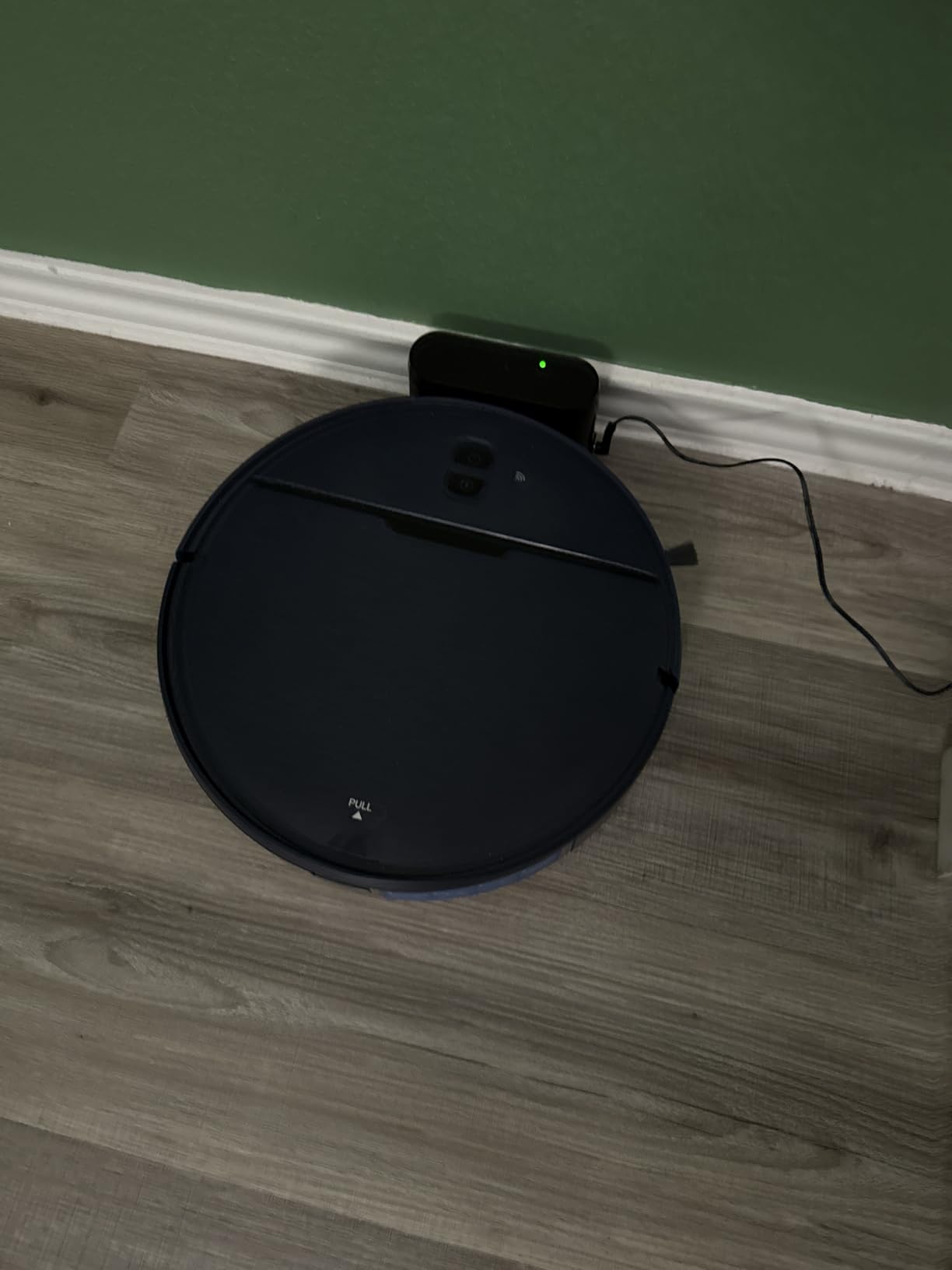 Robot Vacuum and Mop Combo, 2300Pa Strong Suction, 2-in-1 Dust Box and Water Tank, Works with Alexa/Google Assistant, Long Runtime, Schedule, Quiet, Ideal for Hard Floors, Low-Pile Carpets and Pets customer photo 1