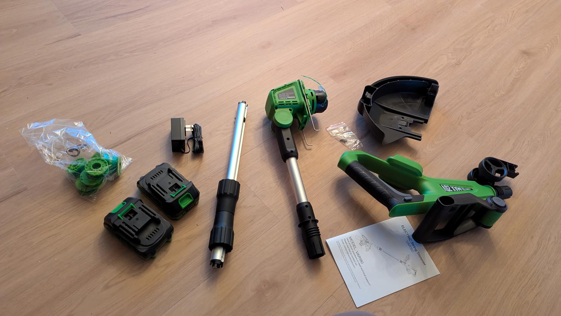 VARSK 12 Inch 20V Cordless Weed Wacker with Automatic Line Feed, 2 in 1 String Trimmer and Edger, Includes 2 X 2.0Ah Batteries/1 X Charger/6 X Replacement Spools, Weed Eater for Lawn, Garden, etc customer photo 2