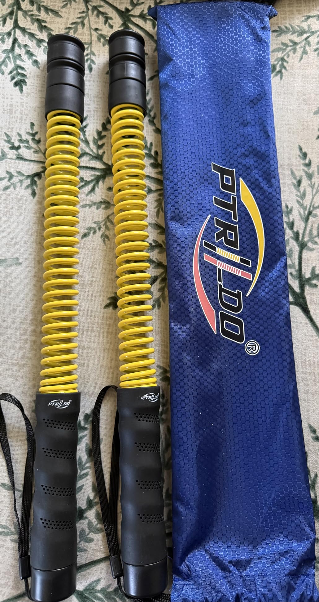 Weighted Cordless Battle Ropes for Home Gym & Apartment with 3 Adjustable Resistance Levels-Ropeless Battle Ropes for Strength Training,HIIT,Full Body Exercise Includes Workout Guide & Storage Bag customer photo 1