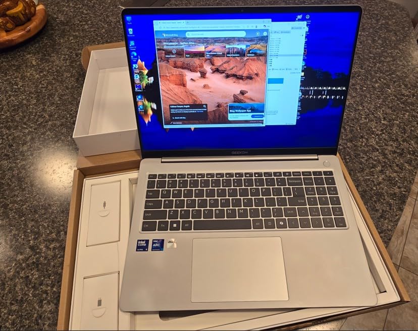 GEEKOM GeekBook X16 Pro 2.8 lbs Laptop, 16 inch IPS 2.5K 16:10, Ultra 9 185H, 32GB LPDDR5x 7500MHz RAM, 2TB SSD, USB4, Fingerprint, Dual Fan, Windows 11 Pro customer photo 2