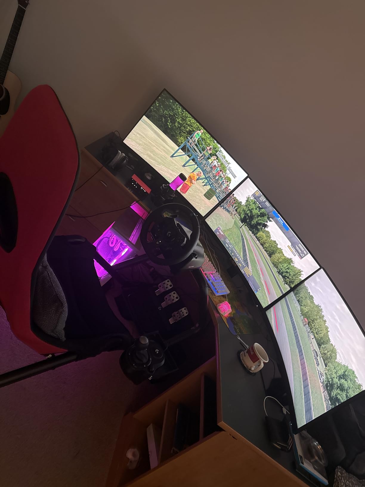 GTPLAYER Sim Racing Cockpit Adjustable High Performance - PC & Console Compatible customer photo 2