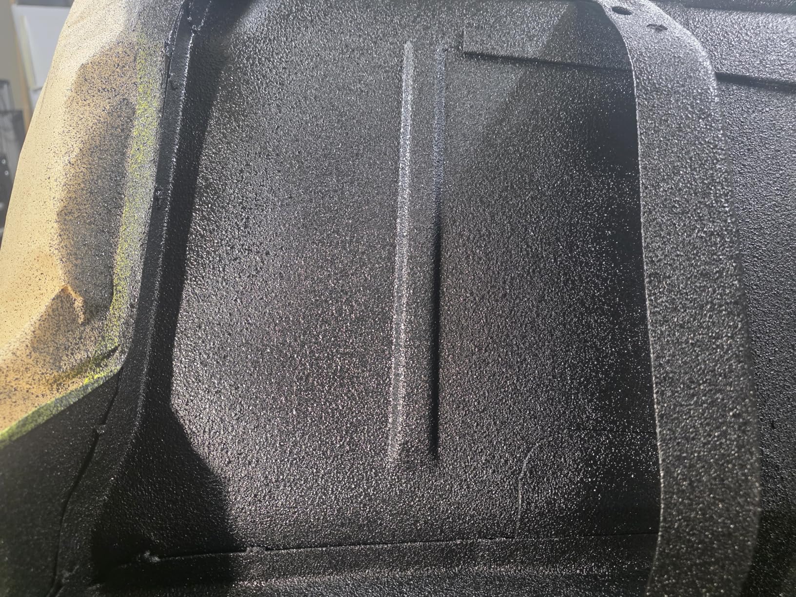 U-POL Raptor Black 0820VG with Spray Gun Bed Liner Kit - 4 Quarts, 2K Urethane, UV Resistant Protective Coating, DIY Spray-On Truck Bed Liner customer photo 1