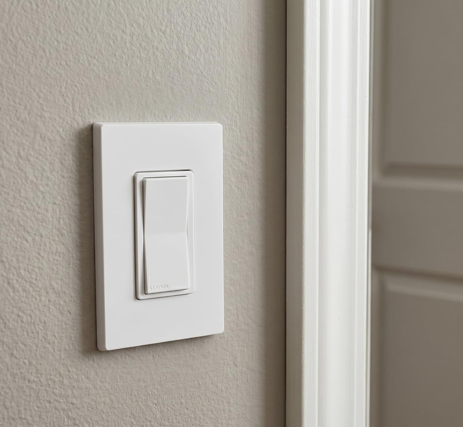 Leviton Decora Smart Switch, Wi-Fi, Works with Matter, Alexa, Google Assistant, Apple Home/Siri & Wired or Wirefree 3-Way, Neutral Wire Required, D315S-1RW, White customer photo 2