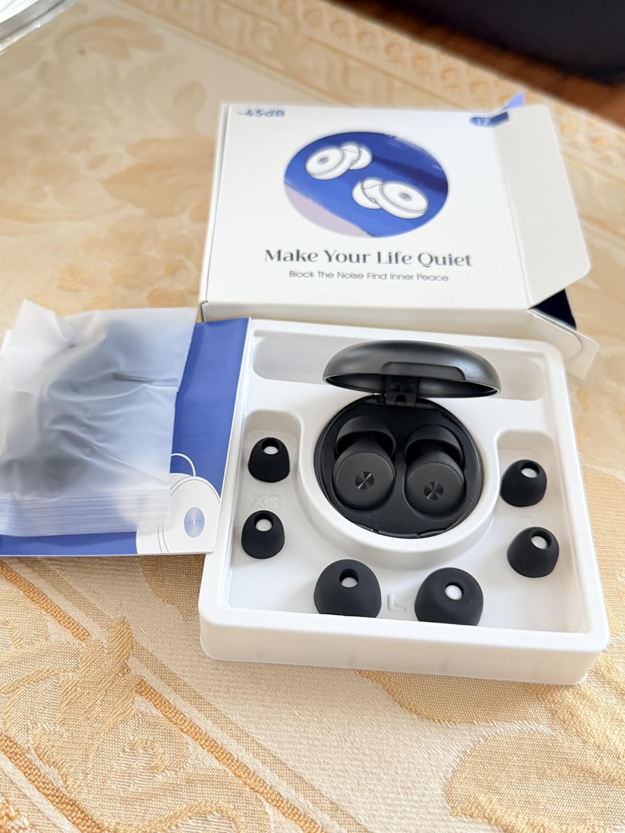 Ear Plugs for Sleeping 45dB Noise Cancelling Ear plugs, Soft Reusable Earplugs for Noise Reduction, Hearing Protection Earplugs for Concert, Travel, Side Sleeper, Focus, Snoring with 8 Tips&Case Black customer photo 1