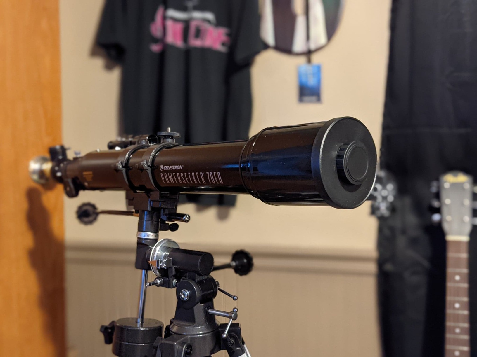 Celestron PowerSeeker 80EQ Telescope - Manual German Equatorial Telescope for Beginners - 80mm Aperture customer photo 1