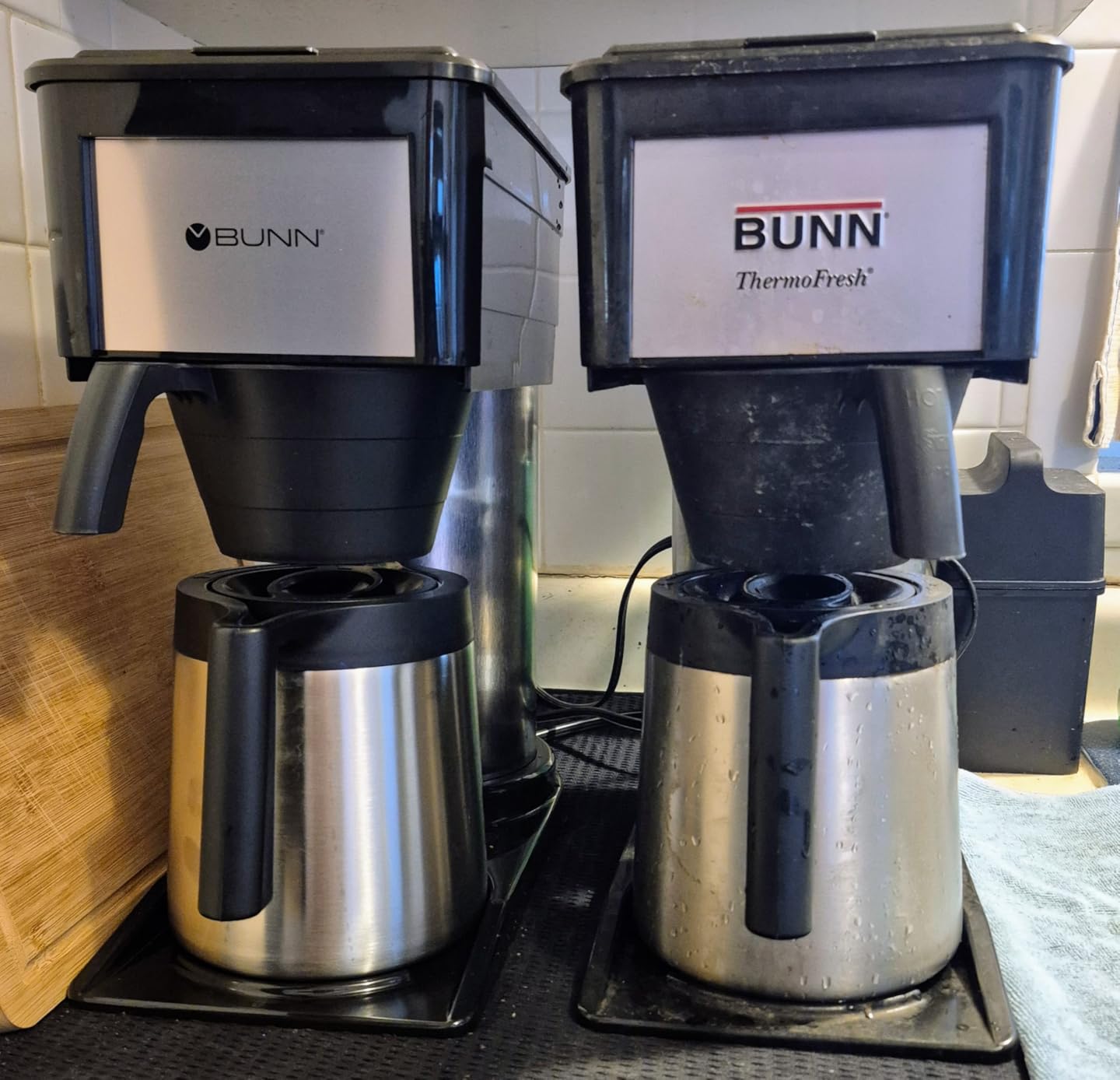 BUNN BT Speed Brew 10-Cup Thermal Carafe Home Coffee Brewer, Black customer photo 1