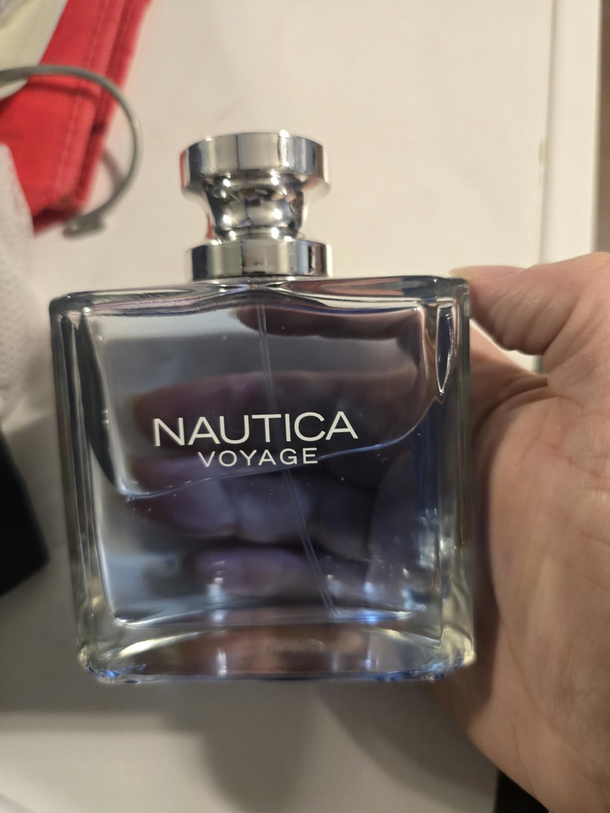 Nautica Voyage Eau De Toilette, Cologne and Fragrance For Men, Fresh, Romantic, Fruity Scent Woody, Aquatic Notes of Apple, Water Lotus, Cedarwood, and Musk, 3.3 Fl oz customer photo 2