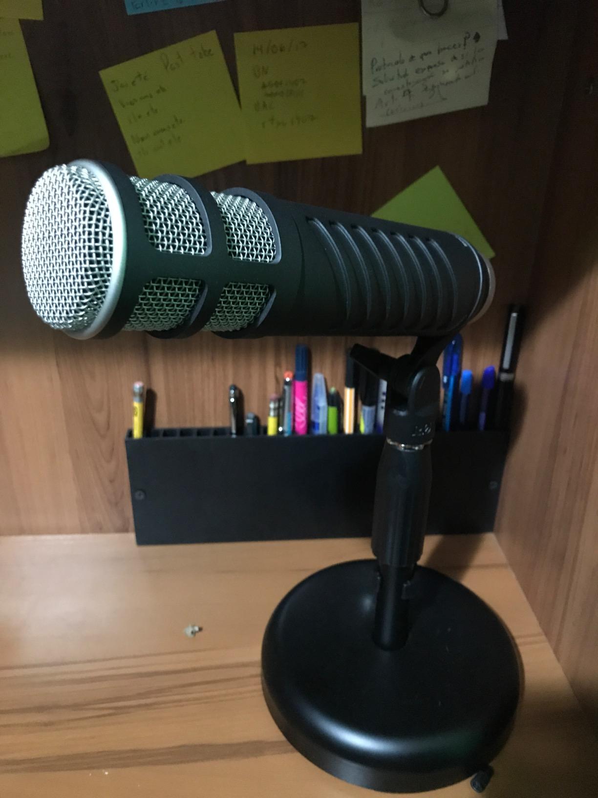 RODE Procaster Broadcast Dynamic Vocal Microphone customer photo 1
