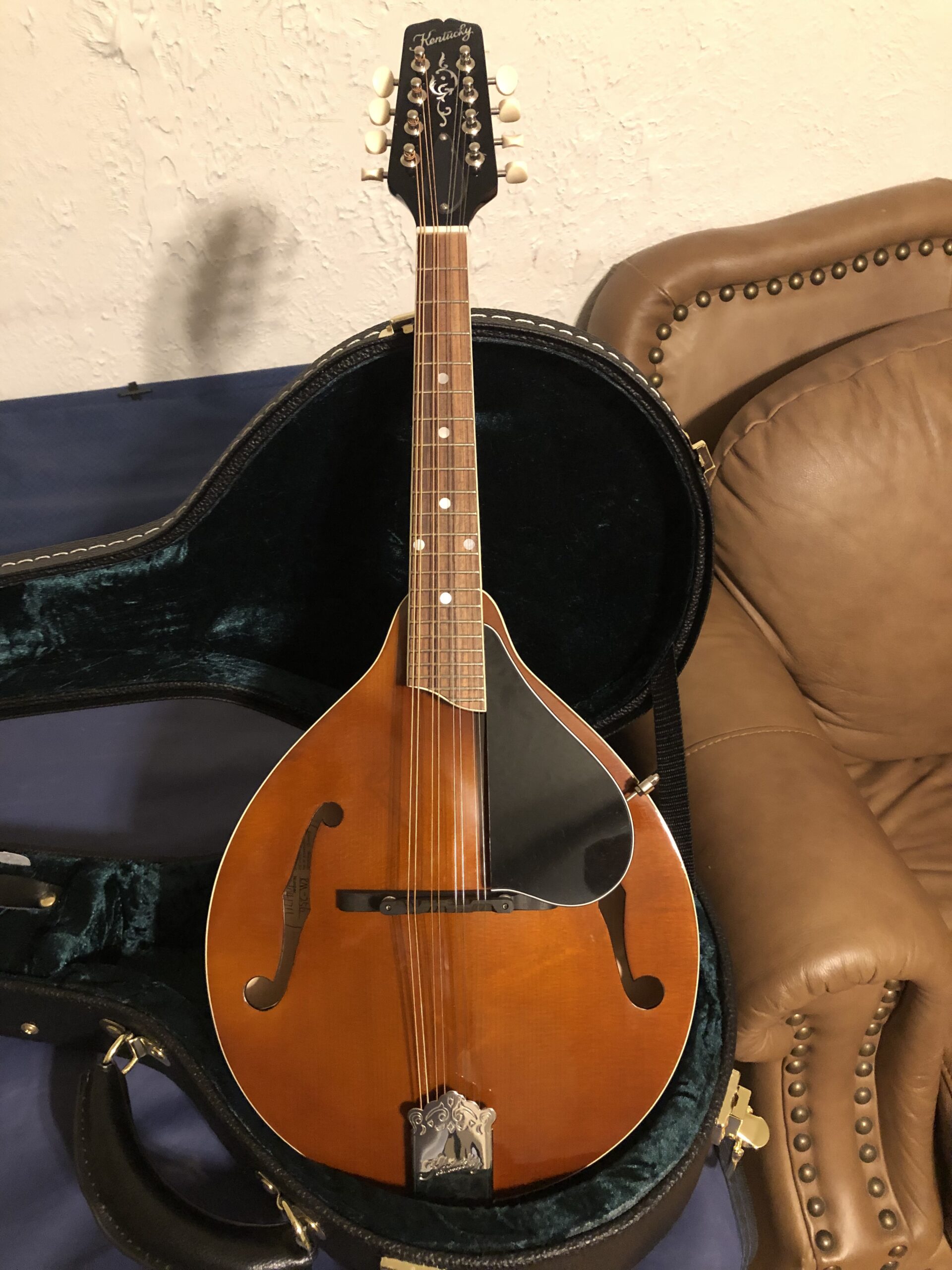 Kentucky KM-250 Artist A-model Mandolin - Sunburst customer photo 1