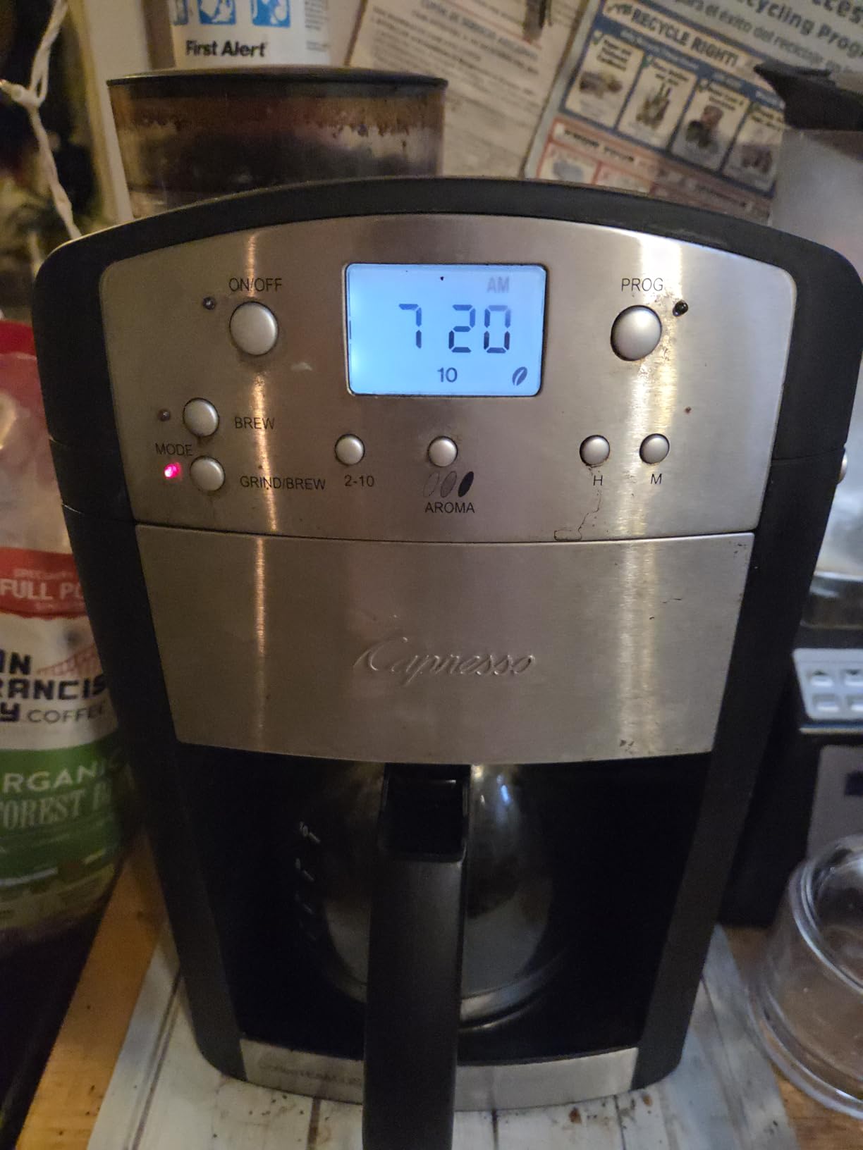 Capresso 464.05 CoffeeTeam GS 10-Cup Digital Coffeemaker with Conical Burr Grinder, Glass Carafe, Black customer photo 1