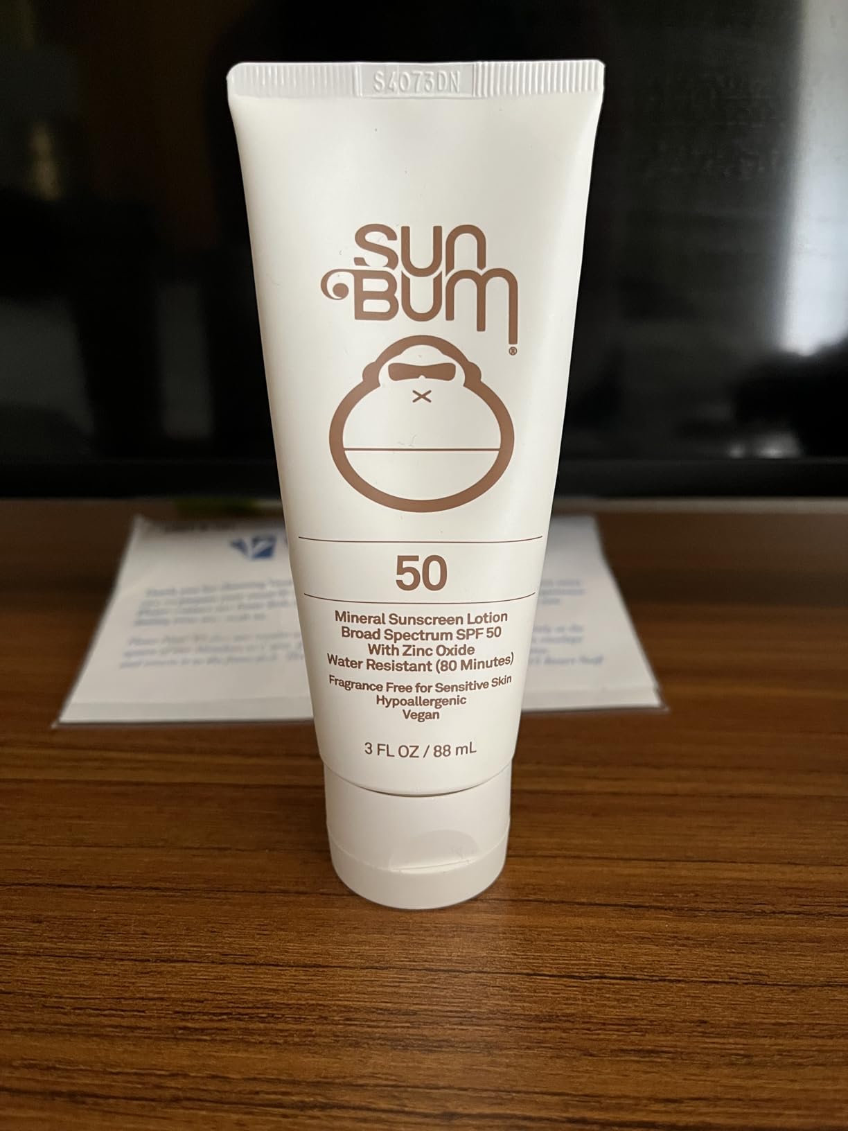 Sun Bum Original SPF 30 Sunscreen Body Spray - Broad Spectrum Moisturizing Sunscreen with Vitamin E - Hawaii 104 Act Compliant (Made without Octinoxate & Oxybenzone) - 6 oz customer photo 2