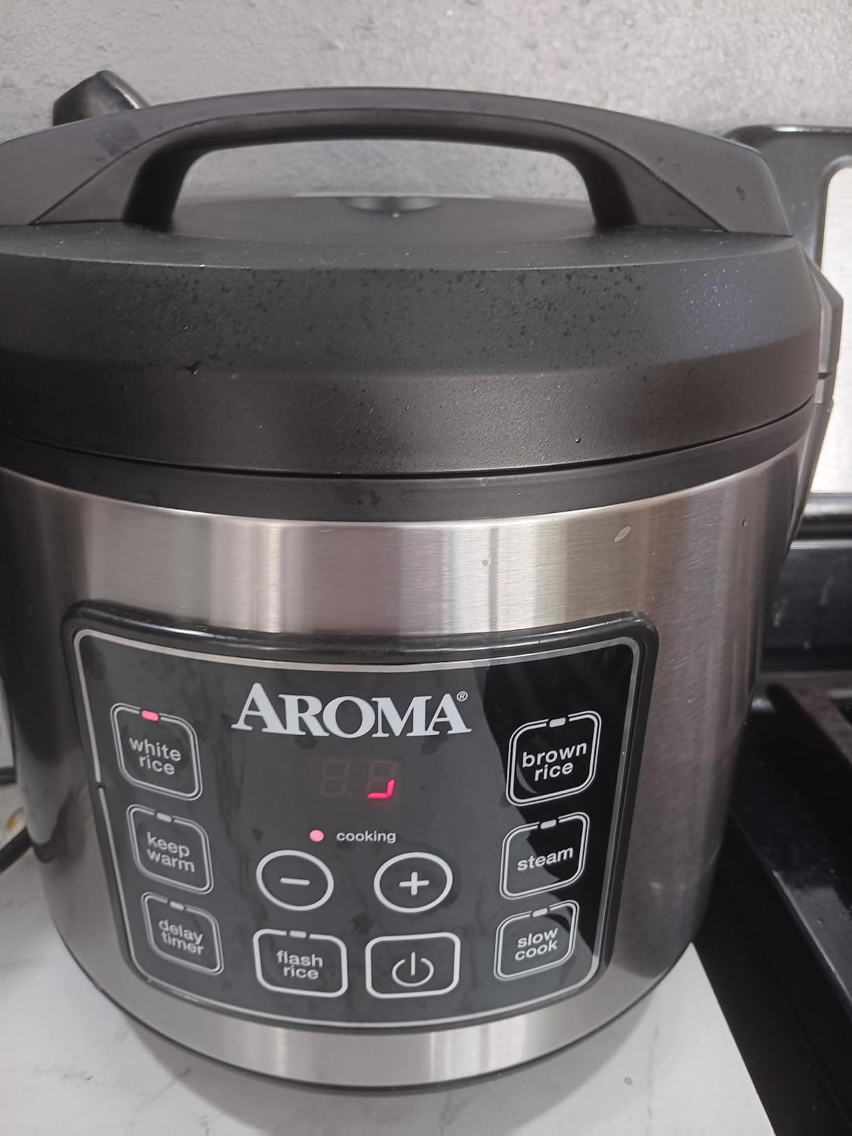 Aroma Housewares 20 Cup Cooked (10 cup uncooked) Digital Rice Cooker, Slow Cooker, Food Steamer, SS Exterior (ARC-150SB),Black customer photo 1