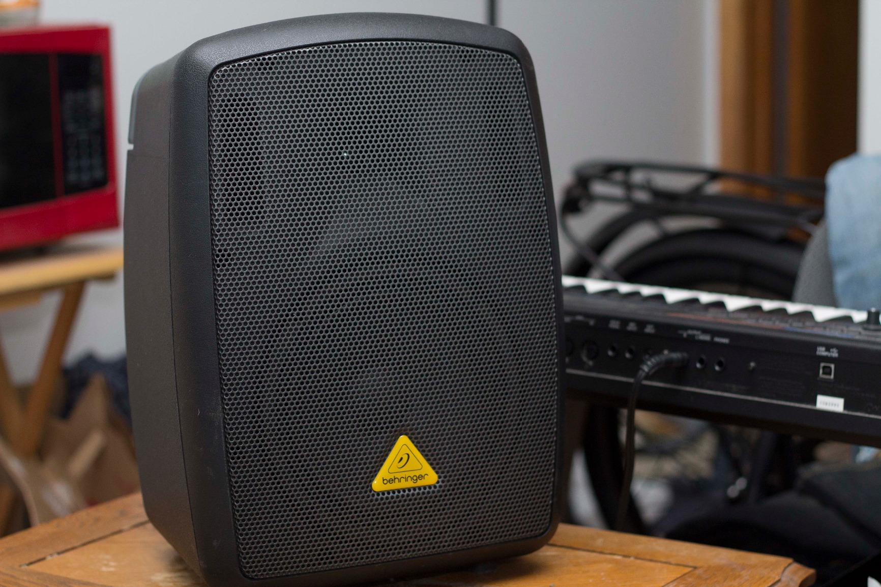 Behringer EUROPORT MPA40BT-PRO All-in-One Portable 40 Watt PA System with Bluetooth Connectivity, Battery Operation and Transport Handle customer photo 1