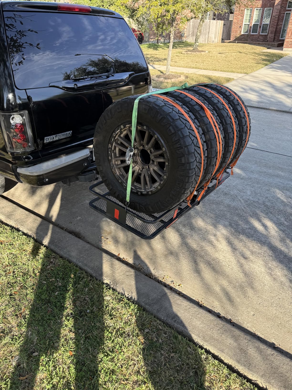 CURT 18153 Cargo Basket Hitch Trailer Hitch Cargo Carrier customer photo 1