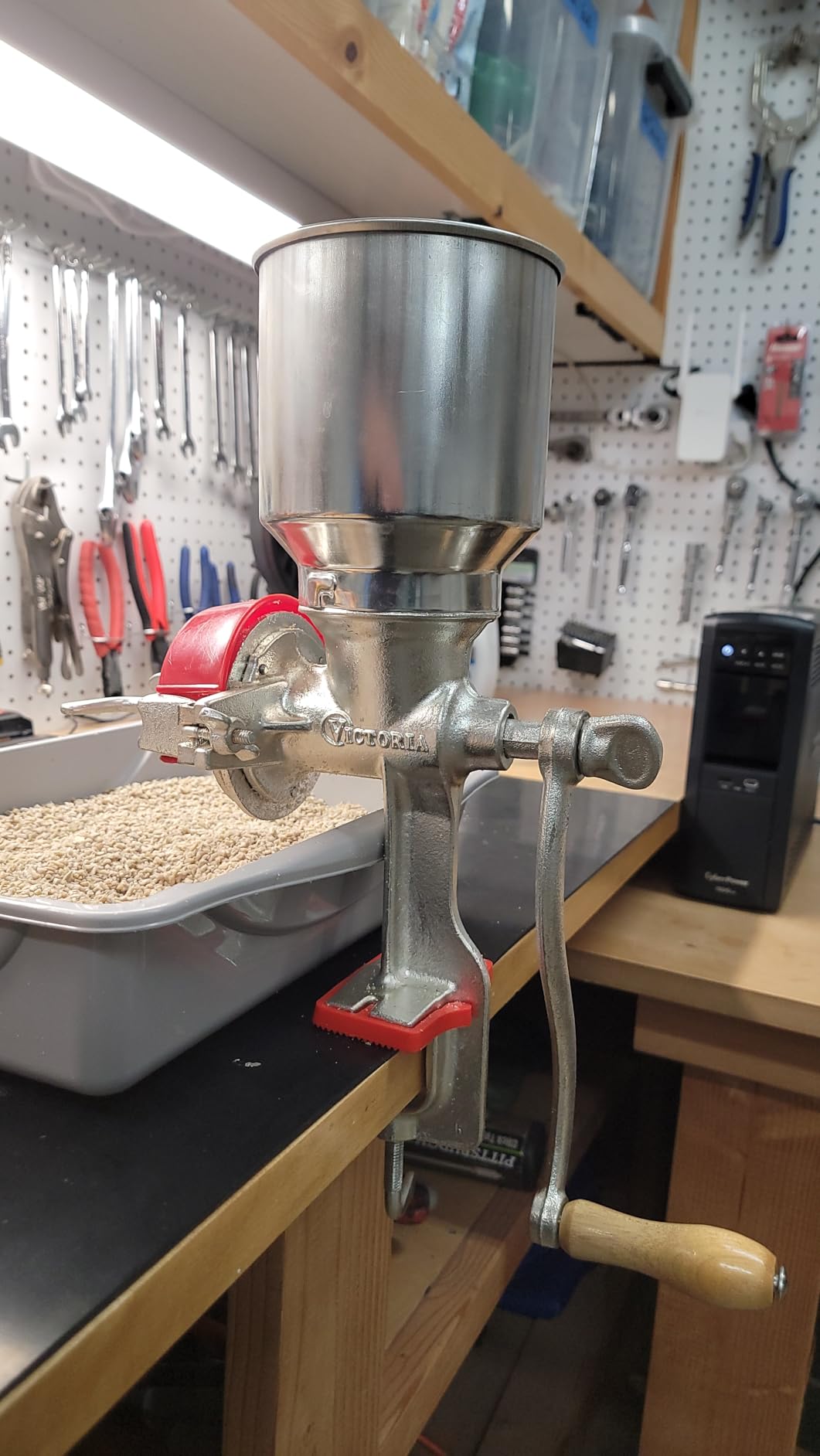 Victoria Manual Cast Iron Grain Mill - Premium Corn Grinder Made in Colombia customer photo 2