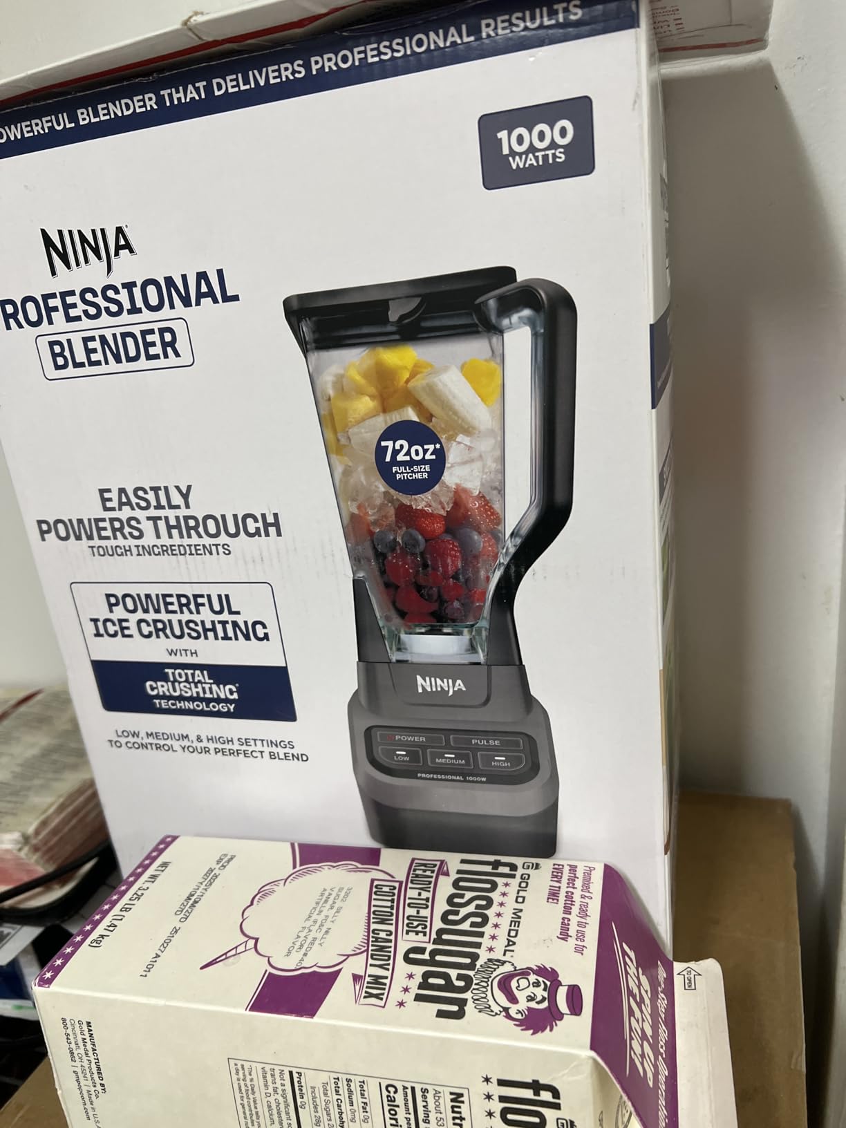 Ninja Professional Blender | Smoothie Blending, Drink Mixer, Grinder, Ice Crusher, Frozen Fruit Blending | 1000W Power, Total Crushing Technology, XL 72-oz. Pitcher | Black & Grey | BL610 customer photo 2