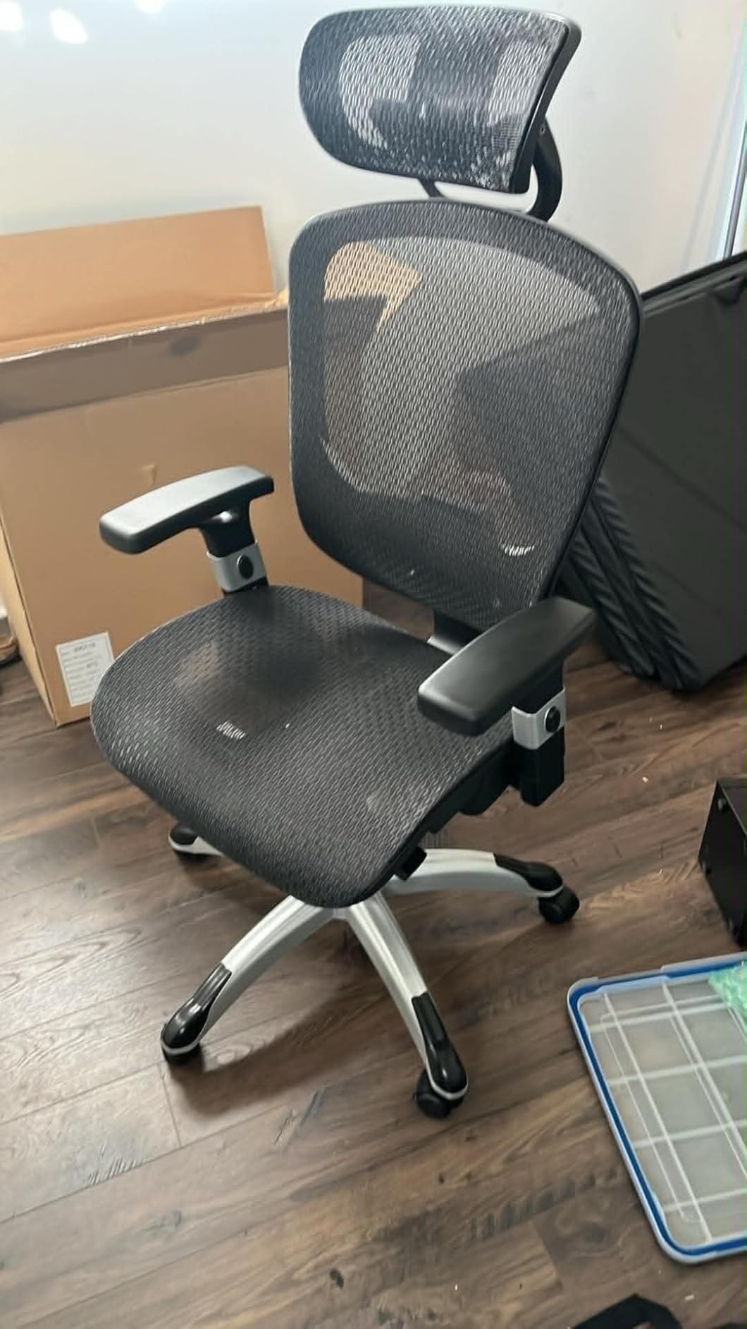 STAPLES Hyken Ergonomic Task Chair Mesh Ergonomic Lumbar Support Swivel Black customer photo 1