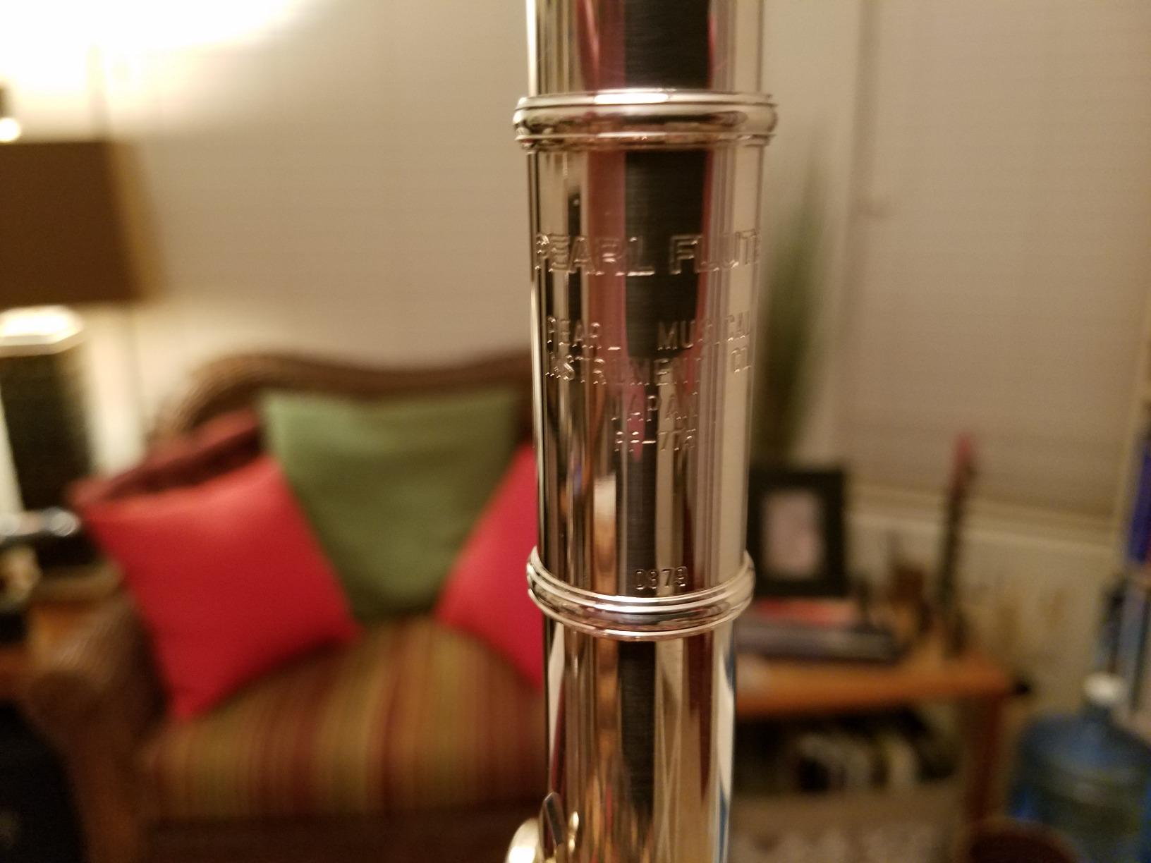 Silver Plated Intermediate 17 keys Open/closed Hole C Flute with B Foot Joint, Offset G, with Case, cleaning Rod, Joint Grease, Cloth and Gloves customer photo 1
