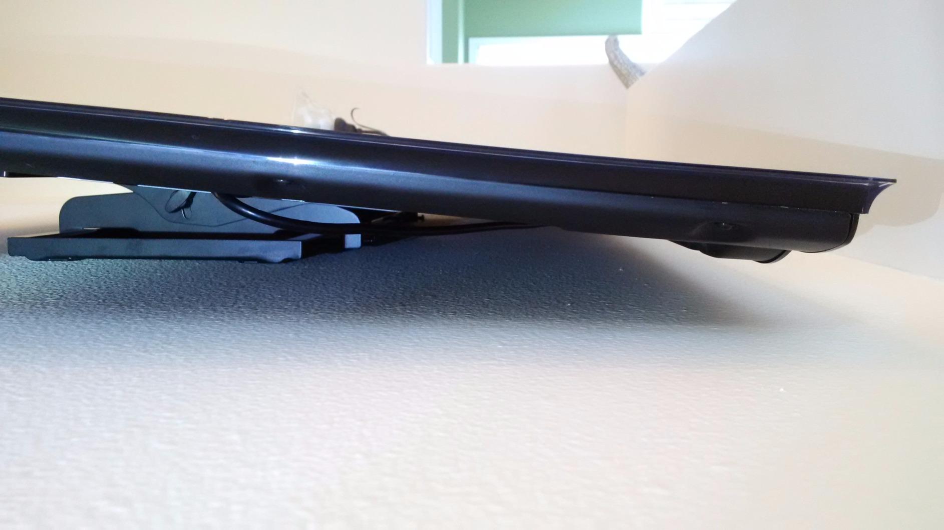 ECHOGEAR Tilting TV Wall Mount with Low Profile Design for 32-70 inch TVs - Eliminates Screen Glare with 15º of Smooth Tilt - Easy Install with All Hardware Included - EGLT1-BK customer photo 1