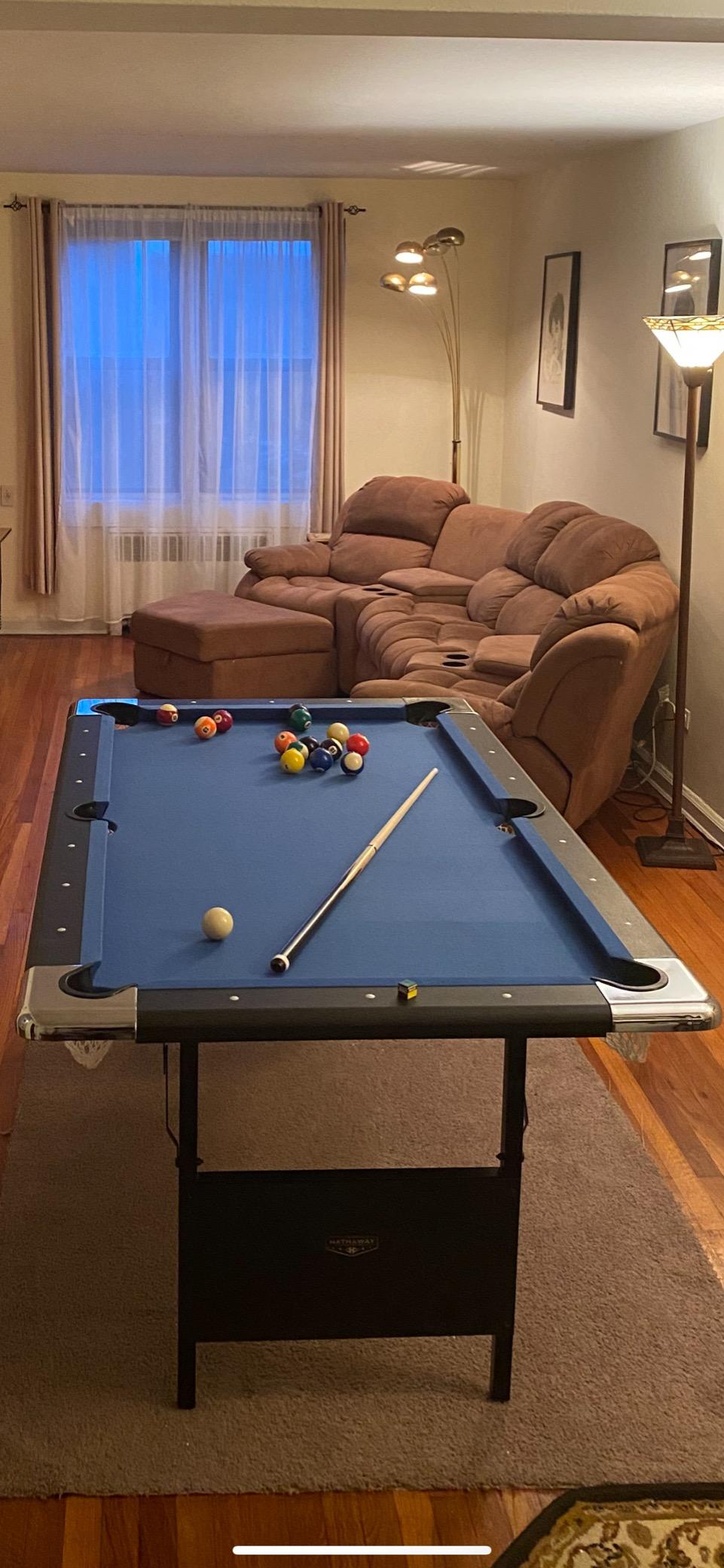 Hathaway Fairmont Folding Pool Table for Family & Home Use Includes Full Set of Billiard Balls, Cues, Chalk, Triangle and Carrying Bag, Portable Space-Saving Table customer photo 2