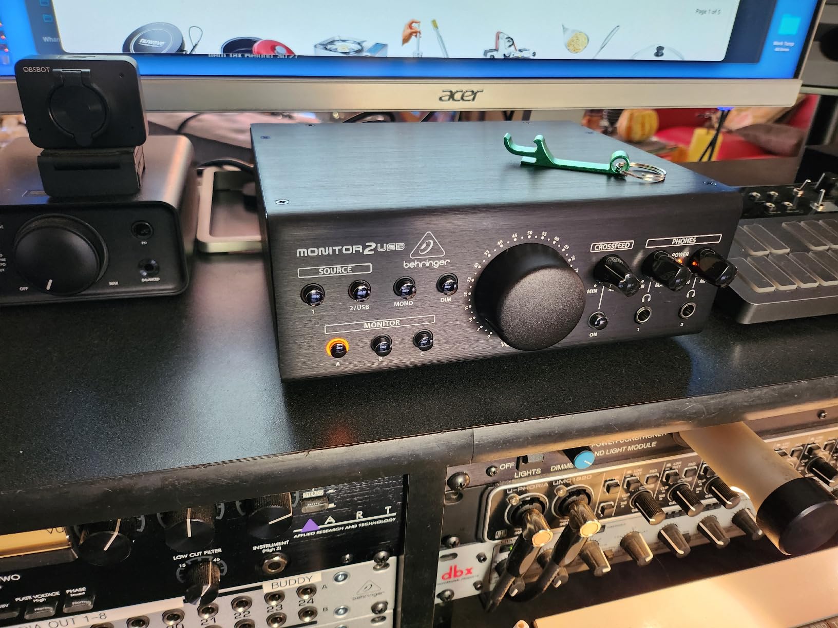 Behringer MONITOR2USB High-End Speaker and Headphone Monitoring Controller customer photo 1