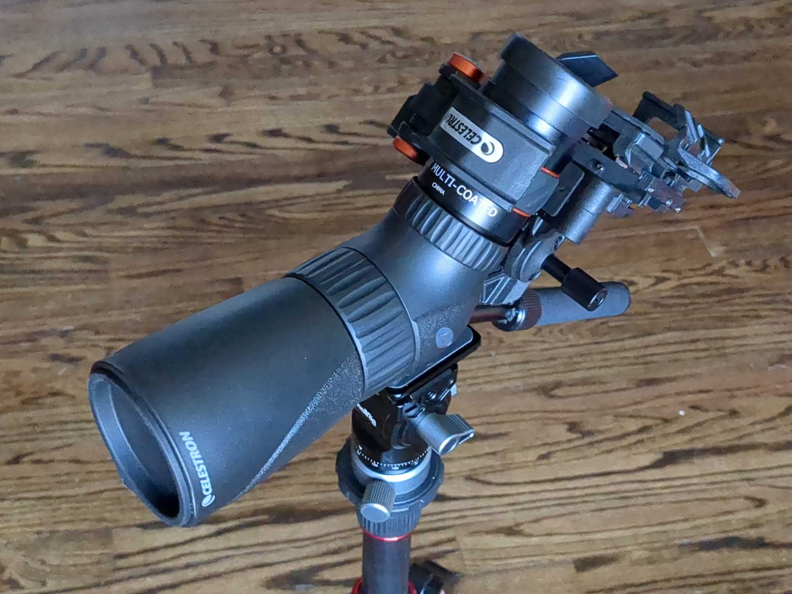 Celestron 9-27 x 56 mm Hummingbird ED Micro Spotter Birder-Friendly Spotting Scope, Black customer photo 2