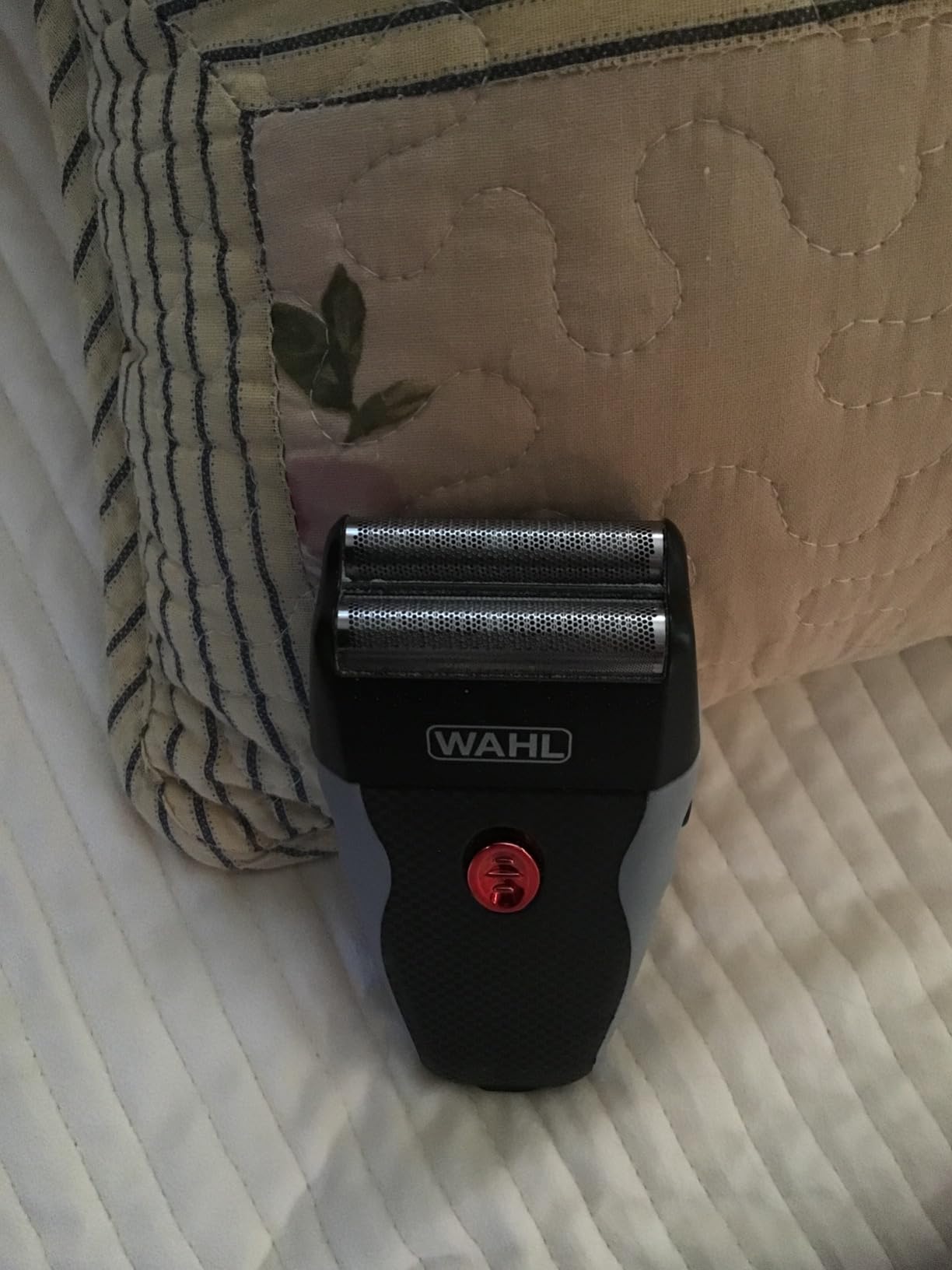 Wahl Bump-Free Rechargeable Foil Shaver with Hypoallergenic Titanium Cutters for Close, Smooth Shaving - Model 7339-300 customer photo 2