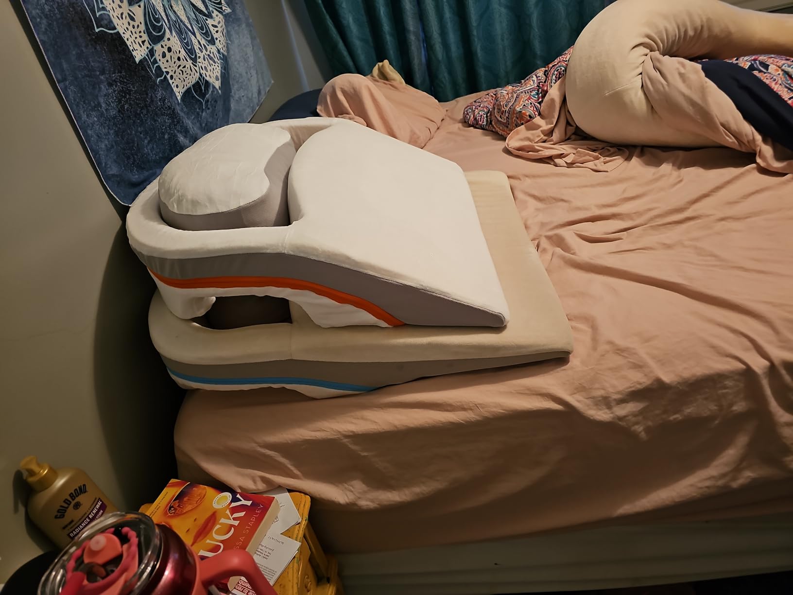 MedCline Reflux Relief System, Bed Wedge Pillow for Acid Reflux and GERD Relief with Therapeutic Body Pillow, Insert, and Covers, Inclined Sleep Position with Arm Pocket, Medium for 5'5