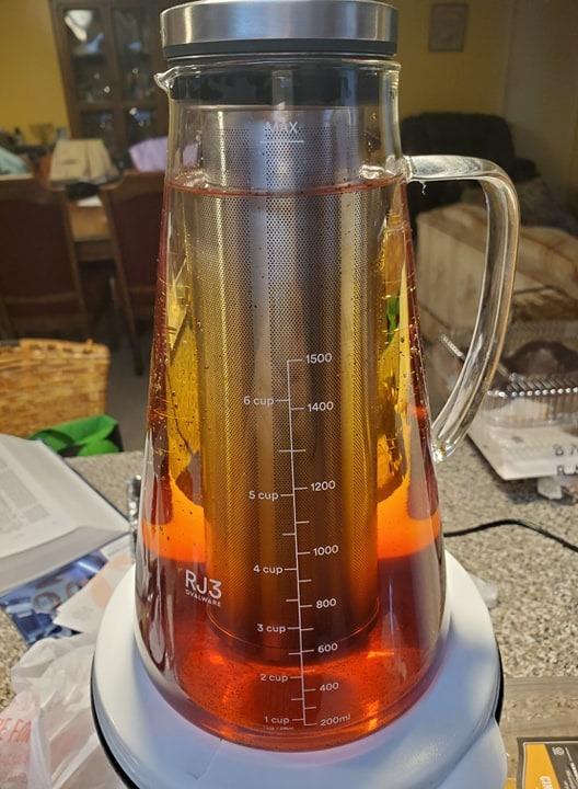 OVALWARE Airtight Cold Brew Iced Coffee Maker Pitcher with Spout - 1.5L/51oz Brewing Glass Carafe with Removable Stainless Steel Filter customer photo 2