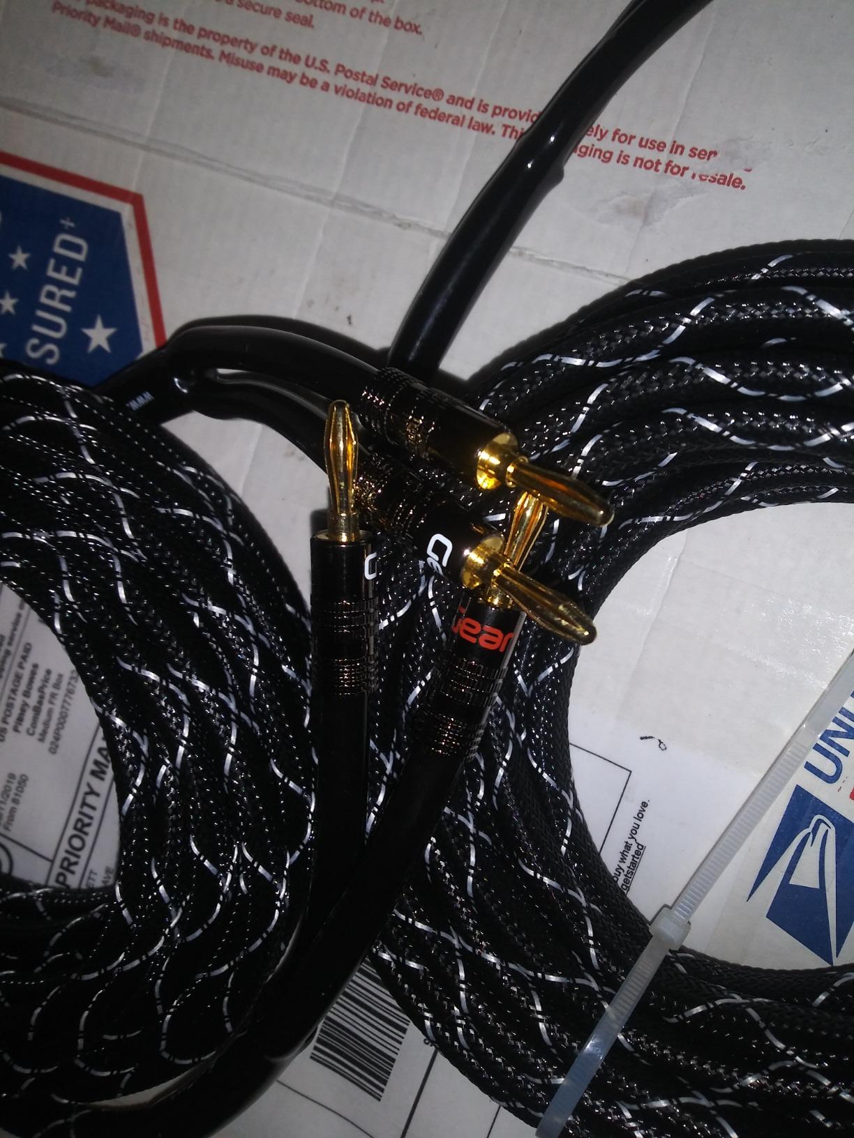 GEARit 12 Gauge Speaker Cable with Banana Plugs 6 ft, CL2 Rated OFC Speaker Wire with Gold-Plated Tips, Braided Speaker Wire for Audiophiles, Hi-Fi Systems, Home Theater, Amplifiers & Speakers (Black) customer photo 2