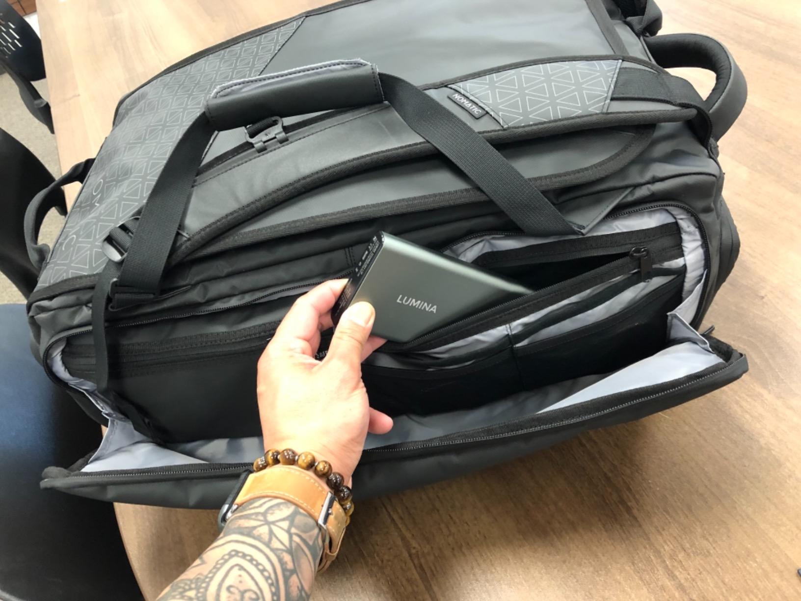 NOMATIC 40L Travel Bag - Convertible Duffel/Backpack, Carry-on Size, Everyday Use Laptop Bag, TSA Compliant customer photo 1