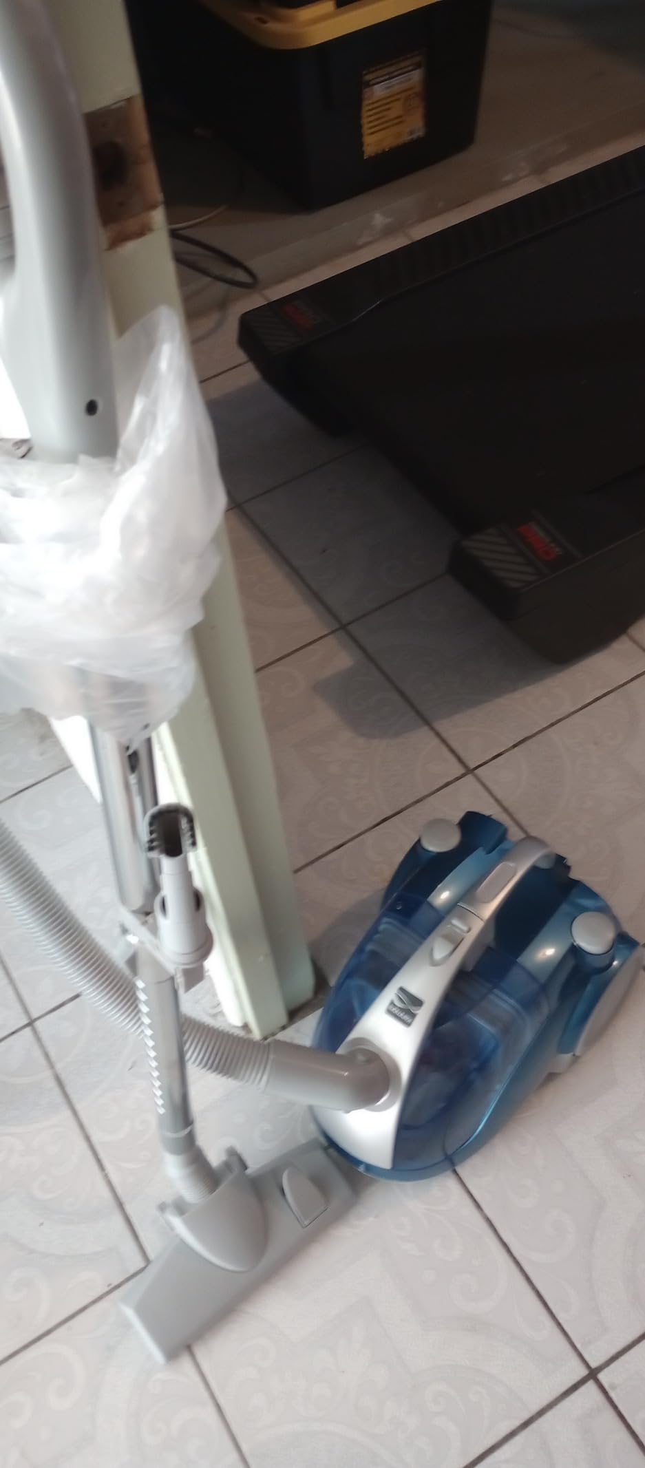 Kenmore Pet-Friendly Lightweight HEPA Canister Vacuum with Variable Modes, Retractable Cord, and Pet Brush - Blue customer photo 1