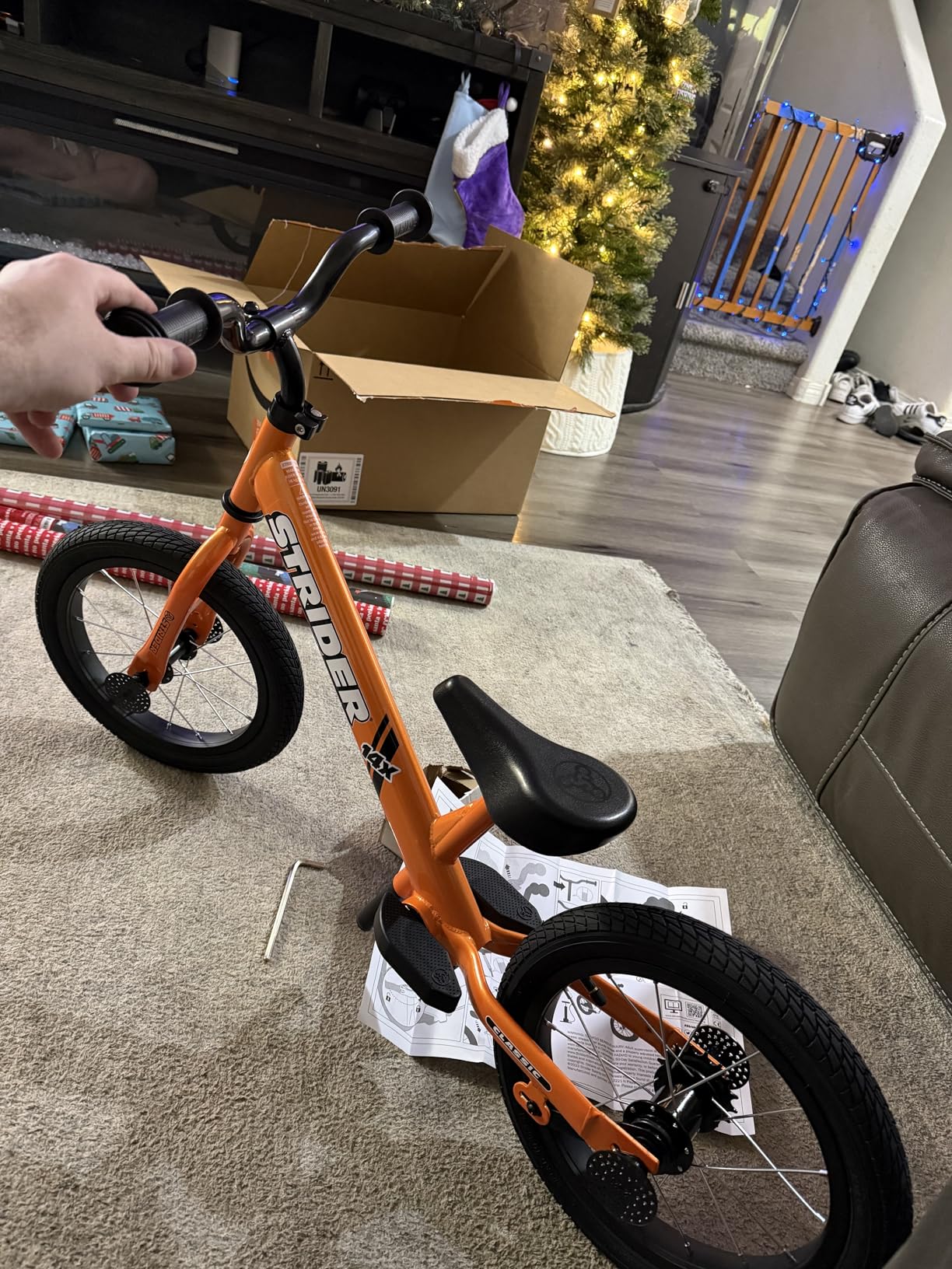 Strider 14x Classic, Balance Bike for Kids 3 to 6 Years - Includes Custom Grips, Padded Seat, Performance Footrest & All-Purpose Tires - Easy Assembly & Tool-Free Adjustments customer photo 2