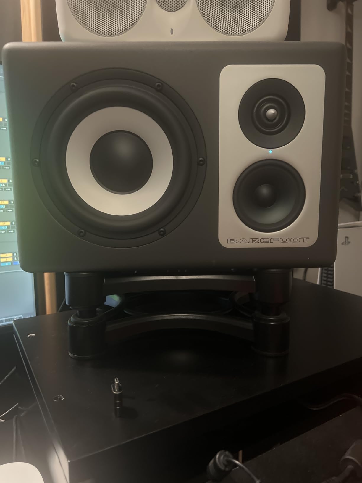 Iso-Stand Series Speaker Isolation Stands with Height & Tilt Adjustment: Iso-155 (6.1