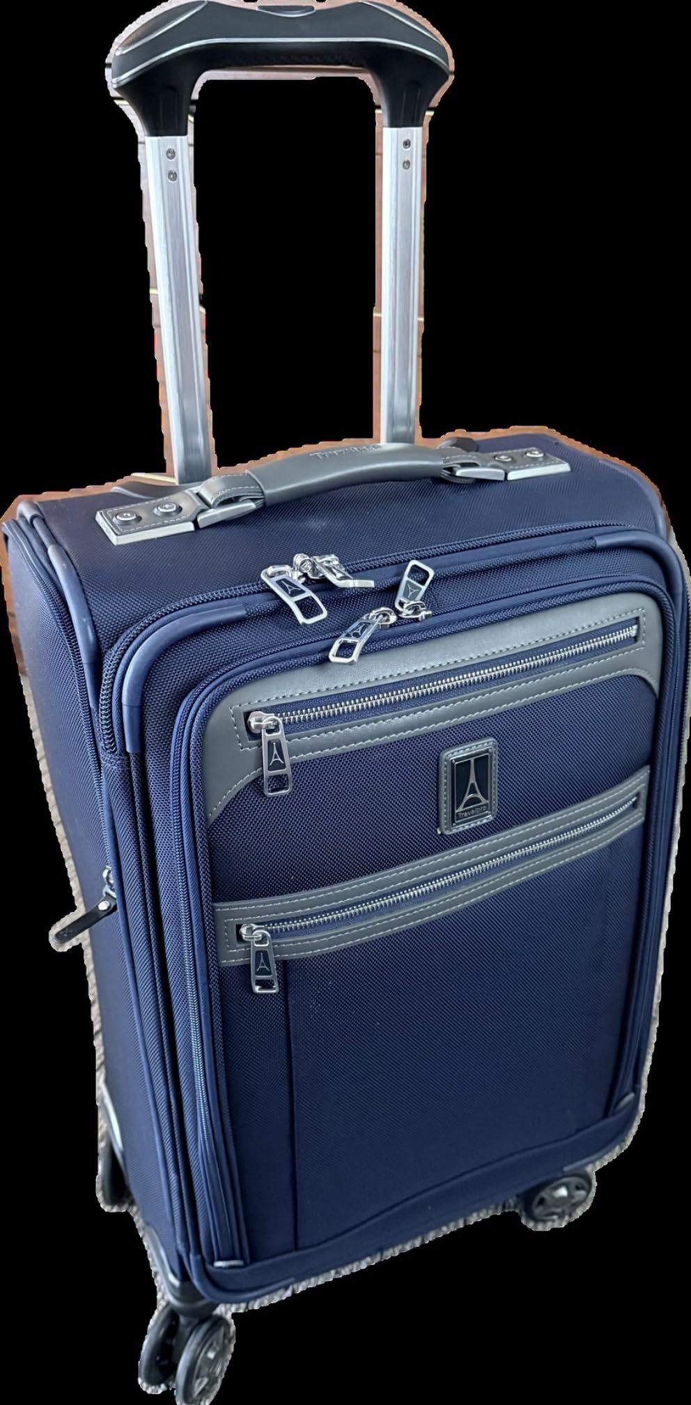 Travelpro Platinum Elite Softside Expandable Carry on Luggage, 8 Wheel Spinner Suitcase, USB Port, Suiter, Men and Women, Rich Espresso Brown, Carry On 21-Inch customer photo 1