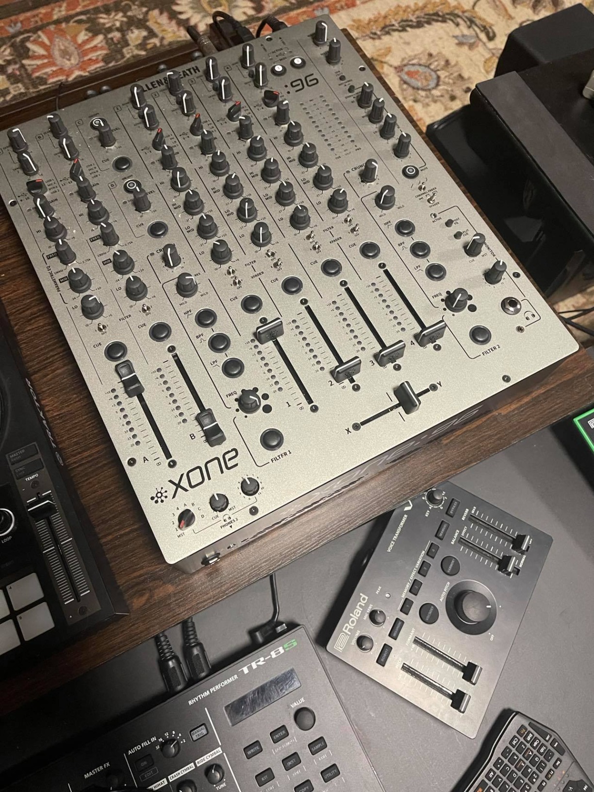 Allen & Heath XONE:96 Professional 6-Channel Analog DJ Mixer customer photo 1