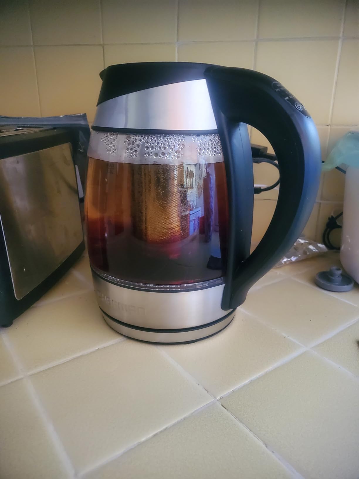 Chefman Electric Kettle with Temperature Control, 5 Presets LED Indicator Lights, Removable Tea Infuser, Glass Tea Kettle & Hot Water Boiler, 360 Swivel Base, BPA Free, Stainless Steel, 1.8 Liters customer photo 1