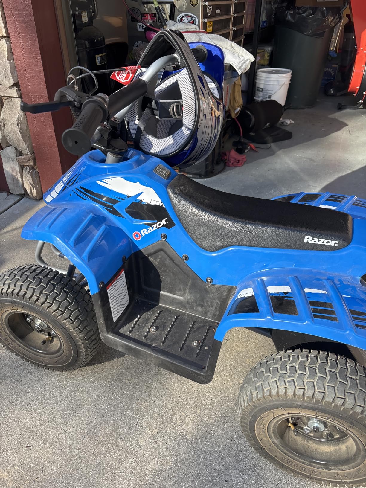 Razor Dirt Quad Electric 4-Wheeler Ride-On for Kids Ages 8+, 120 lb Max Weight - 350W Motor, Up to 8 Mph, 40-Min Run Time on High Speed, Twist-Grip Throttle, Steel Wheels with 12