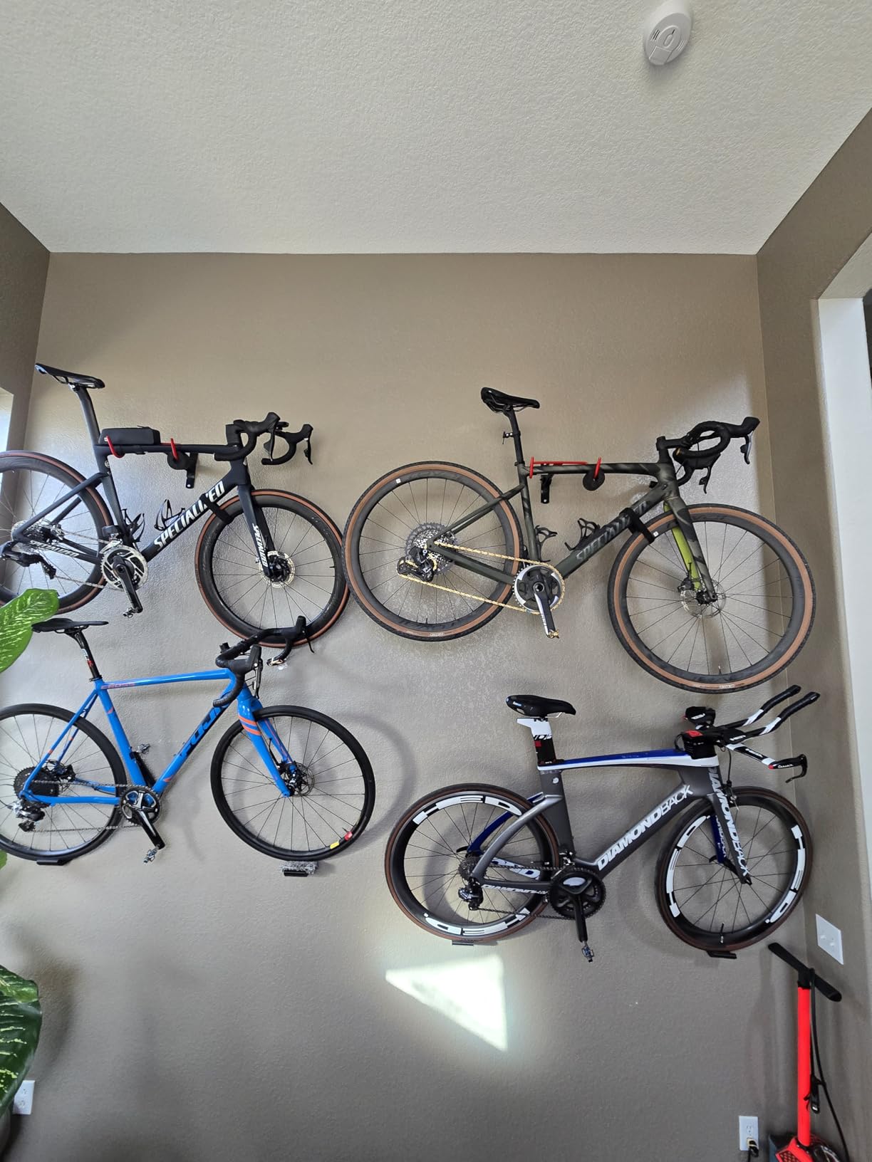 Dirza Bike Wall Mount Bike Hanger 2 Pack Foldable Bicycle Storage Horizontal Bike Rack Bike Hook for Garage Indoor Shed with Screws customer photo 1