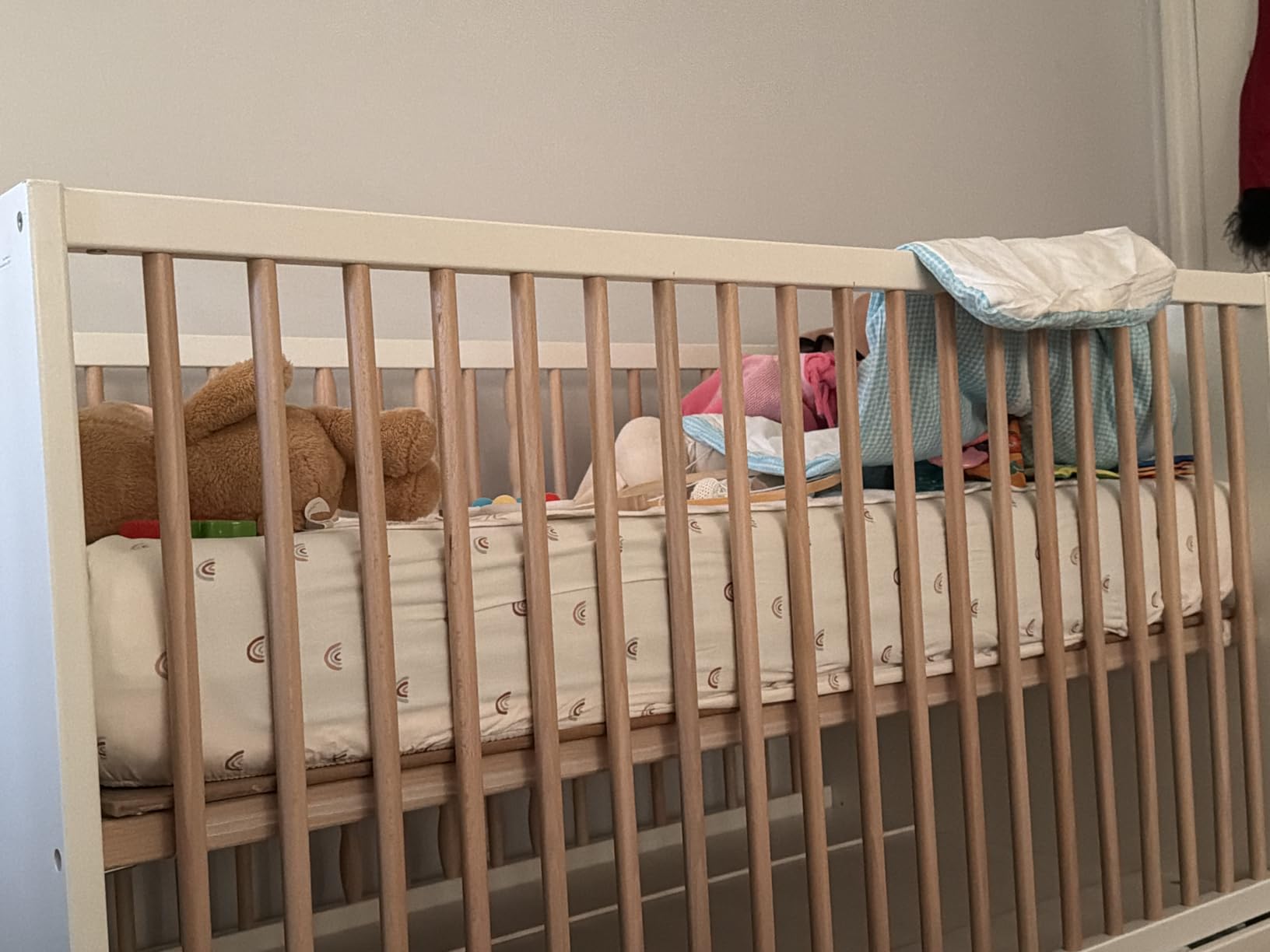 Dourxi Crib Mattress, Dual Sided Comfort Memory Foam Toddler Bed Mattress, Triple-Layer Breathable Premium Baby Mattresses for Infant and Toddler w/Removable Outer Cover - White&Blue customer photo 2