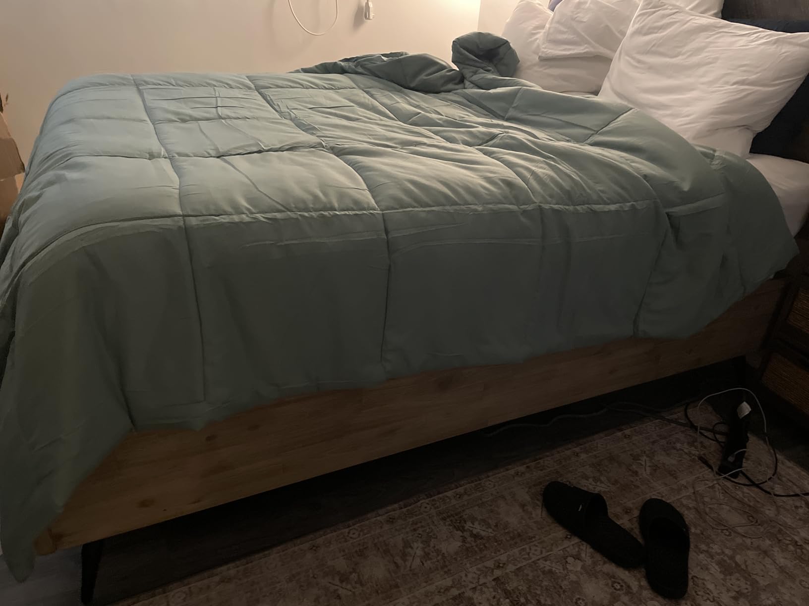 DOWNCOOL Comforters Queen Size, White Duvet Insert, Lightweight Quilt | All Season Duvet, Down Alternative Hotel Comforter with Corner Tabs, Queen 88x92 Inches customer photo 1