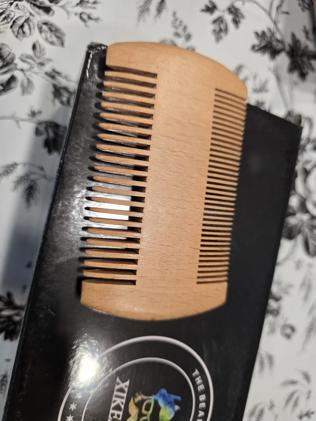 XIKEZAN Beard Straightener for Men w/Beard Oil, Balm, Comb & E-Book for All Beard Type, w/Dual Voltage Travel-Friendly, Auto Shut-Off, Anti-Scald Feature Heated Straightening Brush Kit customer photo 1
