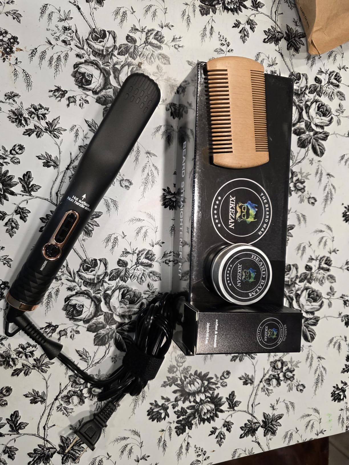 XIKEZAN Beard Straightener for Men w/Beard Oil, Balm, Comb & E-Book for All Beard Type, w/Dual Voltage Travel-Friendly, Auto Shut-Off, Anti-Scald Feature Heated Straightening Brush Kit customer photo 2