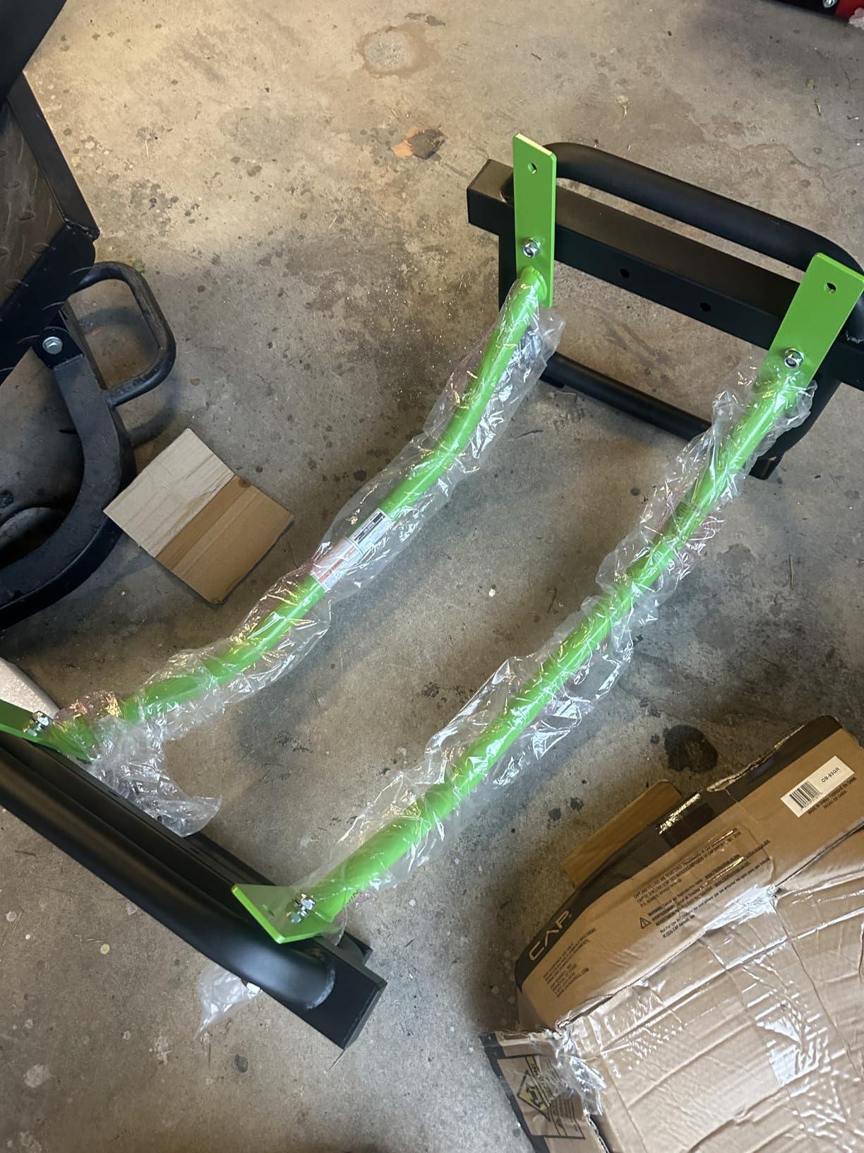 CAP Barbell Olympic Trap Bar and Shrug Bar for Deadlifts customer photo 2
