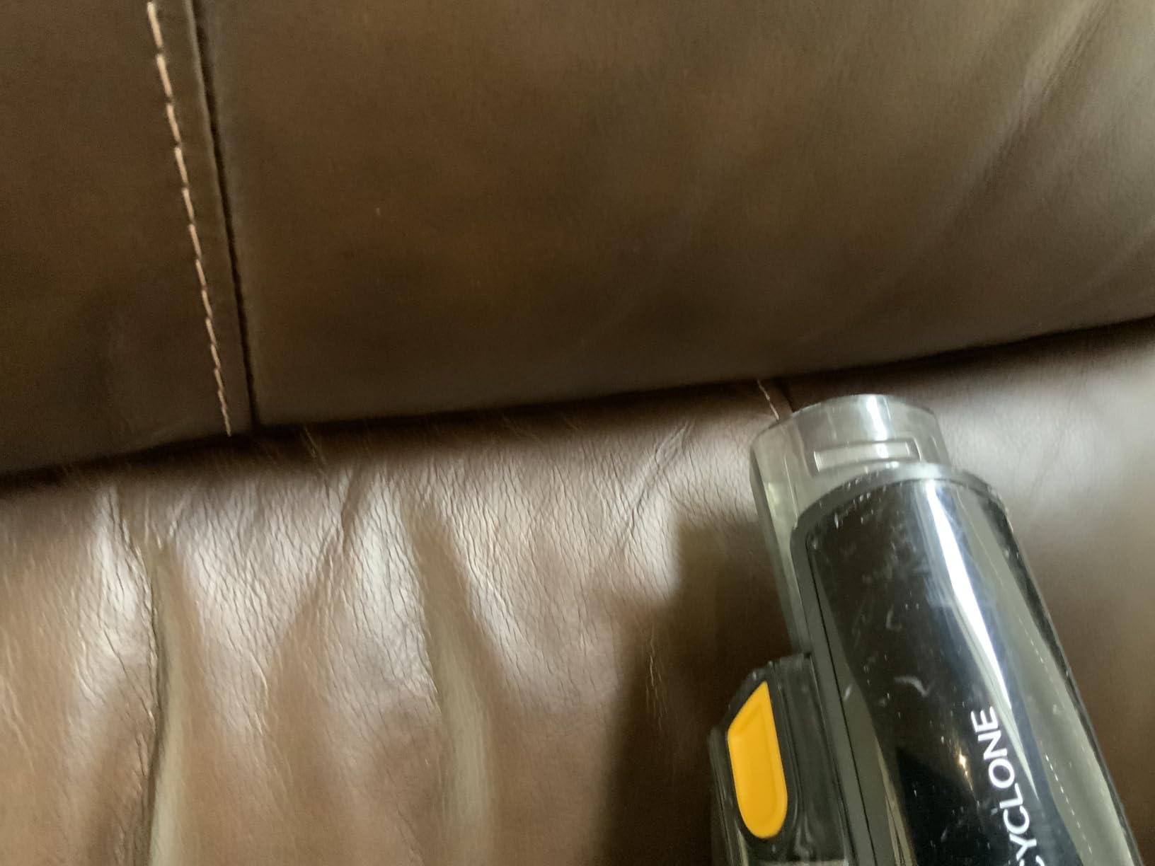 Shark UltraCyclone Pet Pro Plus Cordless Hand Vacuum, Powerful Suction, Handheld Vacuum for Car & Home, Pet Power Brush, Crevice Tool, Scrubbing Brush, XL Dust Cup, Black, CH951 customer photo 1