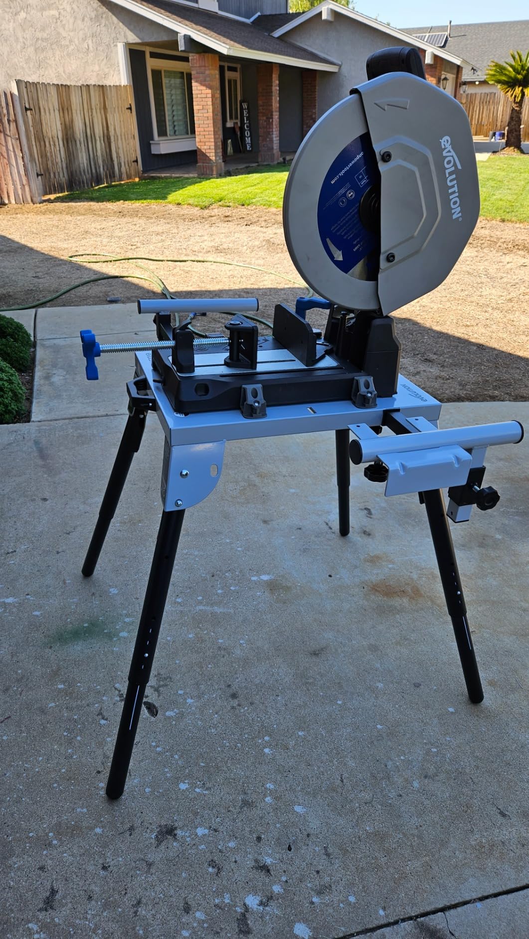 Evolution Power Tools 005-0002 Chop Saw Stand with Universal Fitting, Height Adjustable, 3M Extendable Arms & Supports Upto 225KG,Black/ Silver customer photo 2