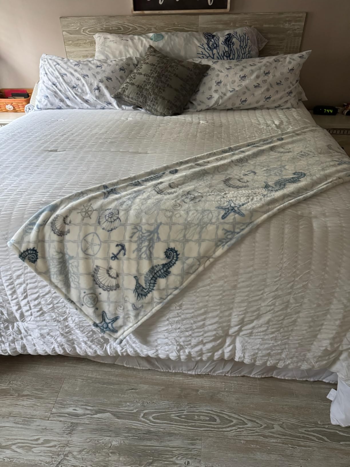 CozyLux Queen Comforter Set White, 7 Pieces Seersucker Textured Luxury Bed in a Bag Queen, All Seasons Soft Bedding Sets with Down Alternative Comforter, Sheets, Pillowcases & Shams, Home Gift customer photo 2